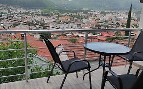 View Of The City - Studio Apartment 2